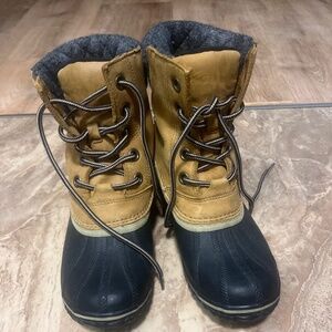 Heeled Soral winter boots